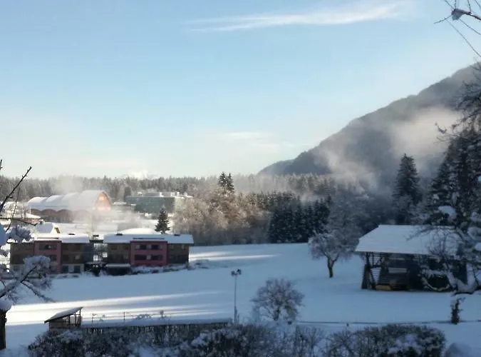 アパート Steinkellner Tröpolach